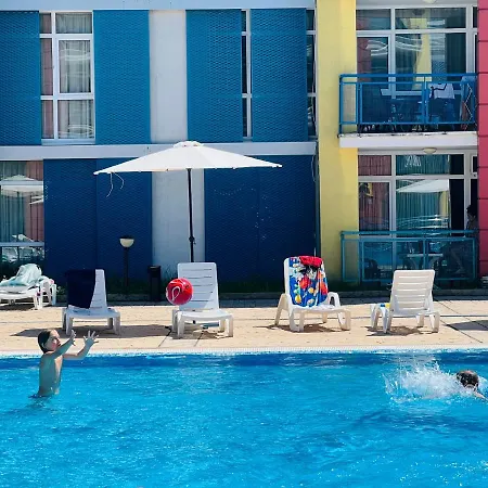 Elit 4 Солнечный берег