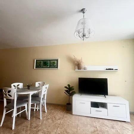 Appartement Elit 4 *